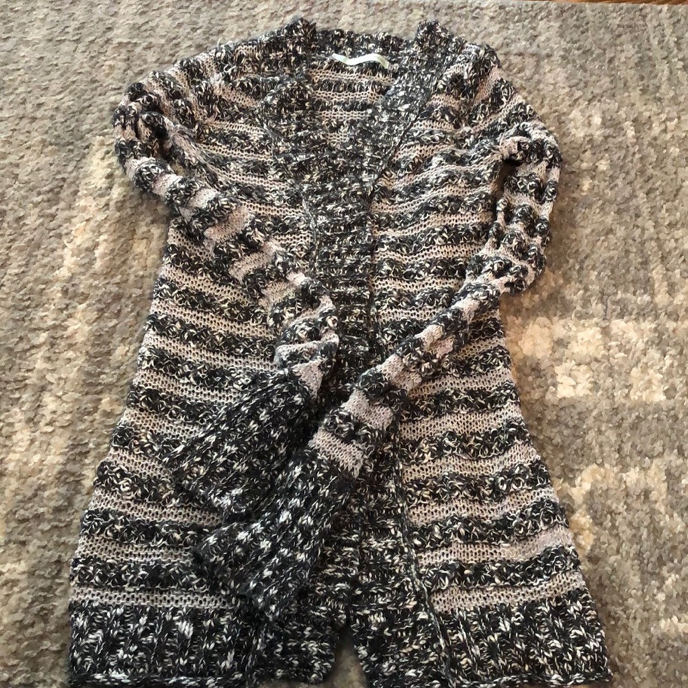 Maurice’s size small cardigan